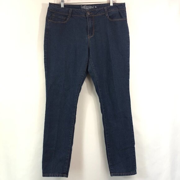 Revolt Dark Wash Straight Jeans Size 16 - Picture 1 of 6
